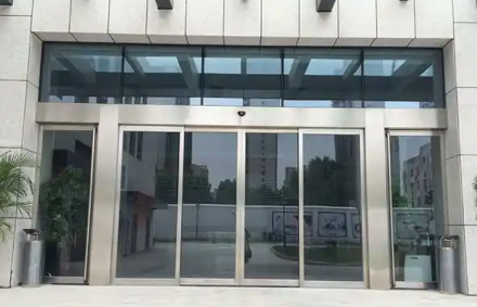 白银耐寒感应门 | -30℃正常使用 | 北方地区专用！