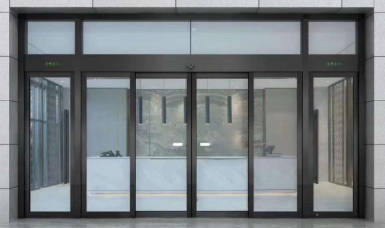 白银感应门可用于特殊场所，如实验室、无菌室等！